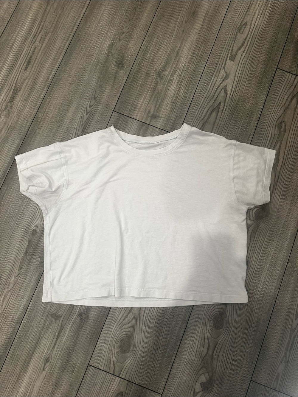 lululemon athletica Gray Cropped Tee